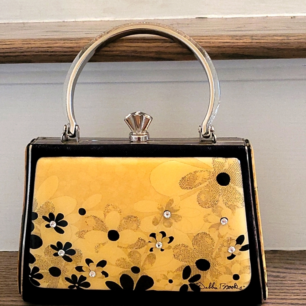 Beautiful Debbie Brooks cocktail purse